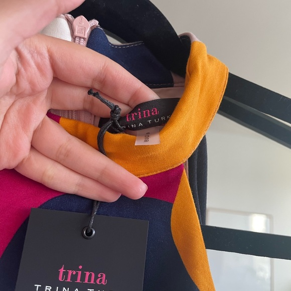 Trina Turk Emotion Halter Neck heavy knit jersey Sheath Dress - Picture 6 of 9